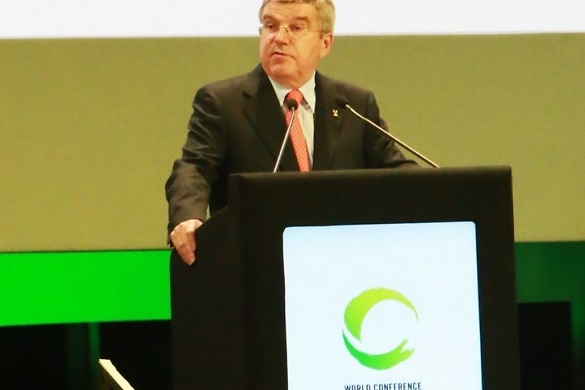 Bach calls for smarter testing, zero-tolerance on doping