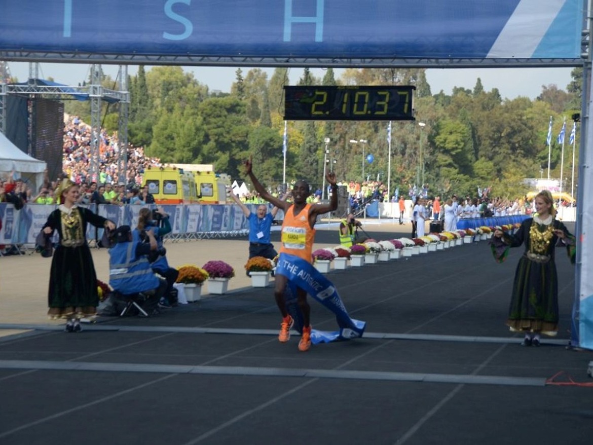 Kenya's Felix Kandie winning at Athens Marathon 2014 / Photo credit: AMA / George Panagakis