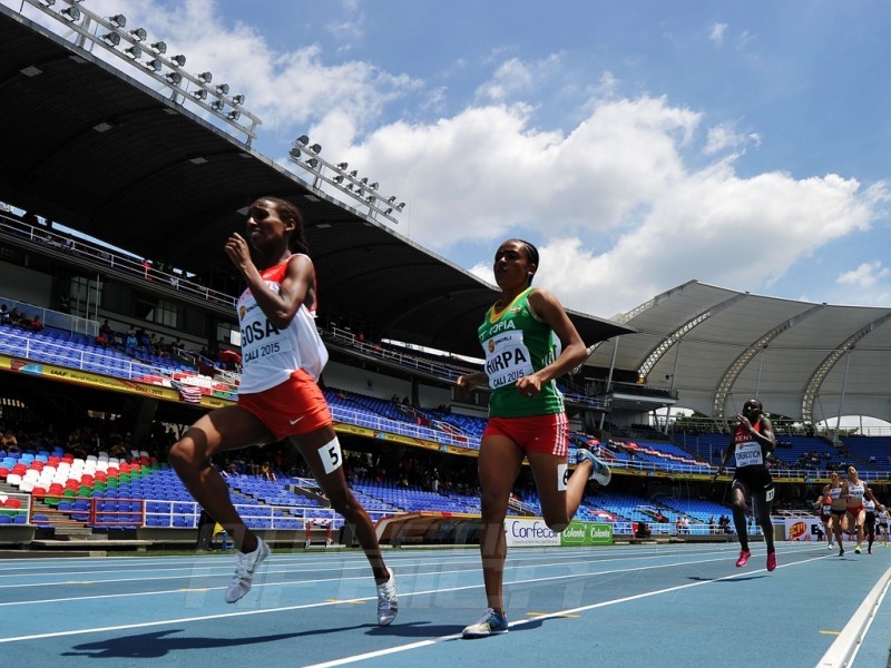 Dalila Abdulkadir Gosa of Bahrain and Bedatu Hirpa of Ethiopia in action during round one of the Girls 1500 Meters on day two of the IAAF World Youth Championships, Cali 2015 on July 16, 2015 at the Pascual Guerrero Olympic Stadium in Cali, Colombia. (Photo by Buda Mendes/Getty Images for IAAF)