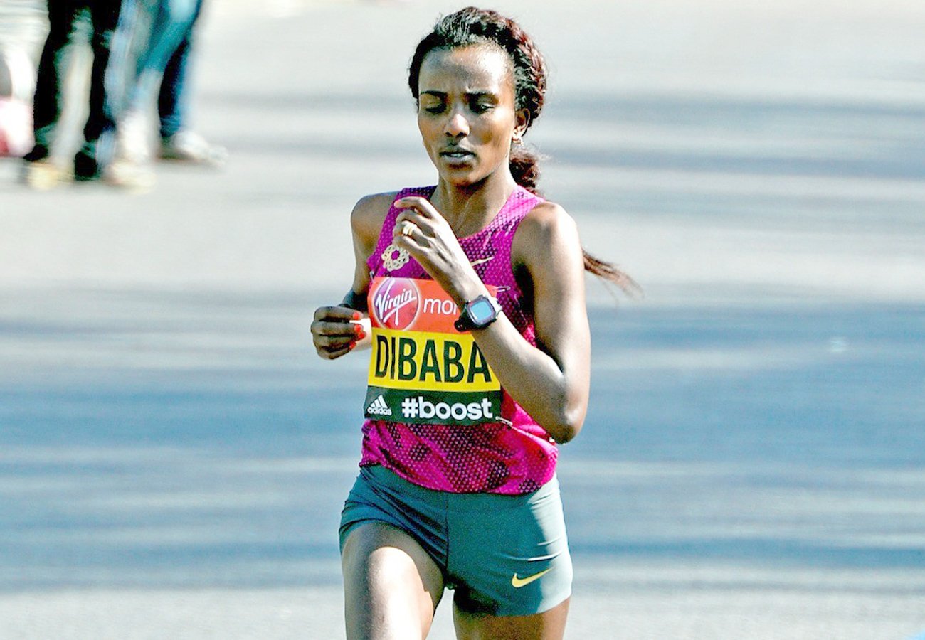 Ethiopian Tirunesh Dibaba running the London Marathon in 2014 / Photo Credit: Mark Shearman