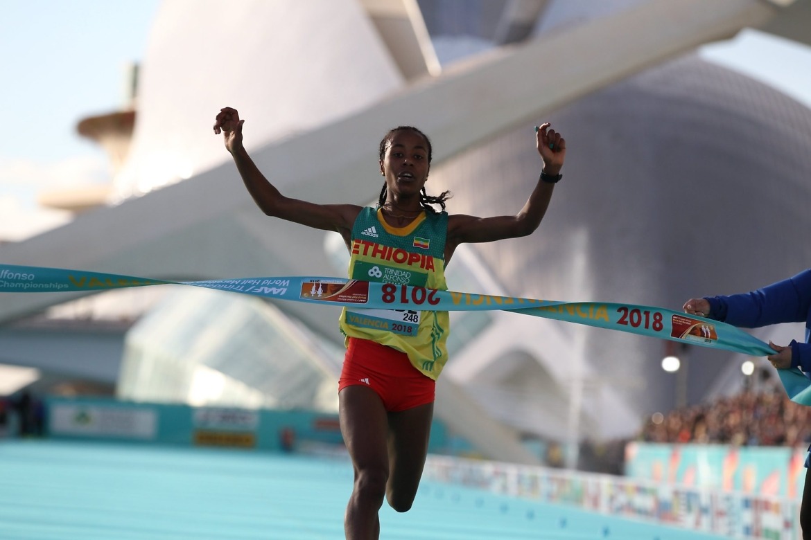 Ethiopia’s Netsanet Gudeta Kebede winning the women’s race at the IAAF World Half Marathon Valencia 2018 / Photo credit: Jean Pierre Durand for the IAAF.