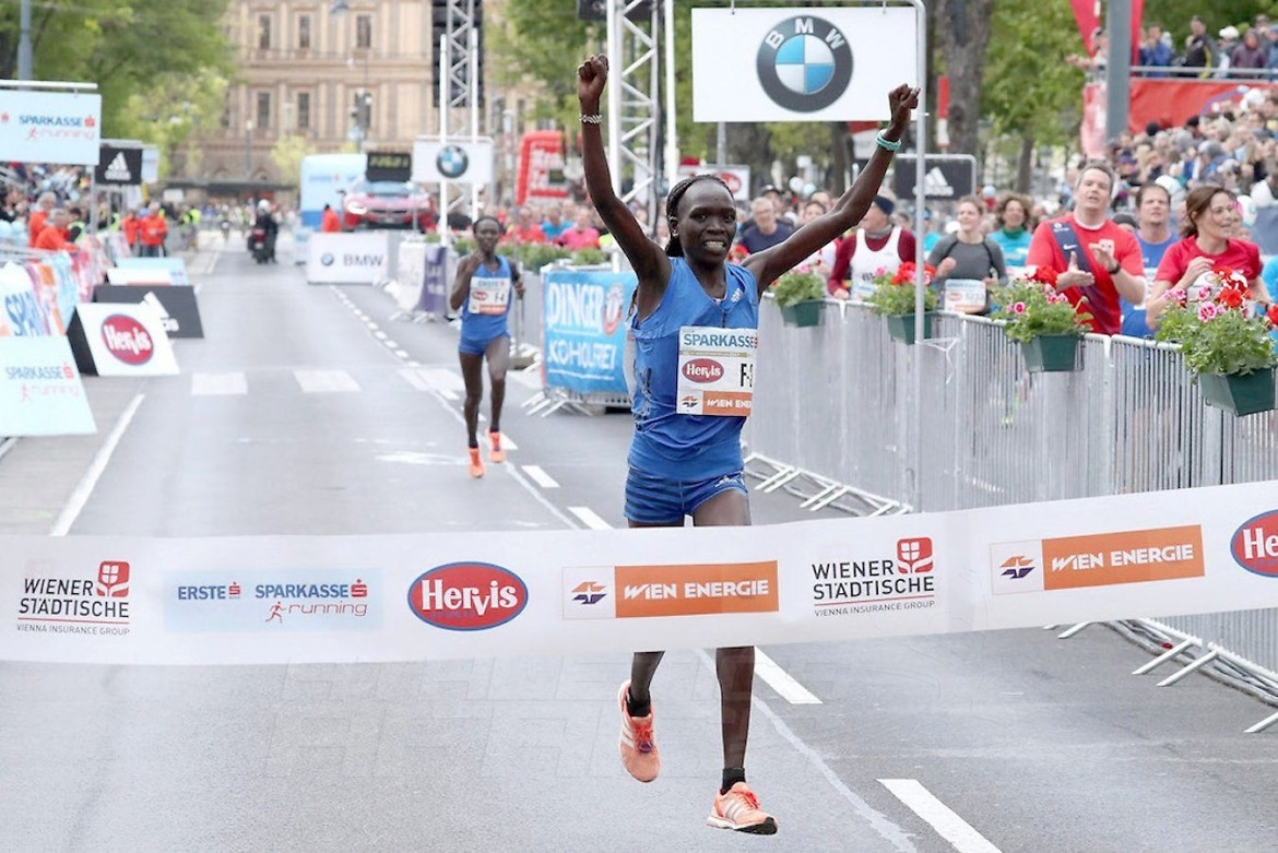 Nancy Kiprop winning the Vienna City Marathon 2017. / Photo credit: photorun.net