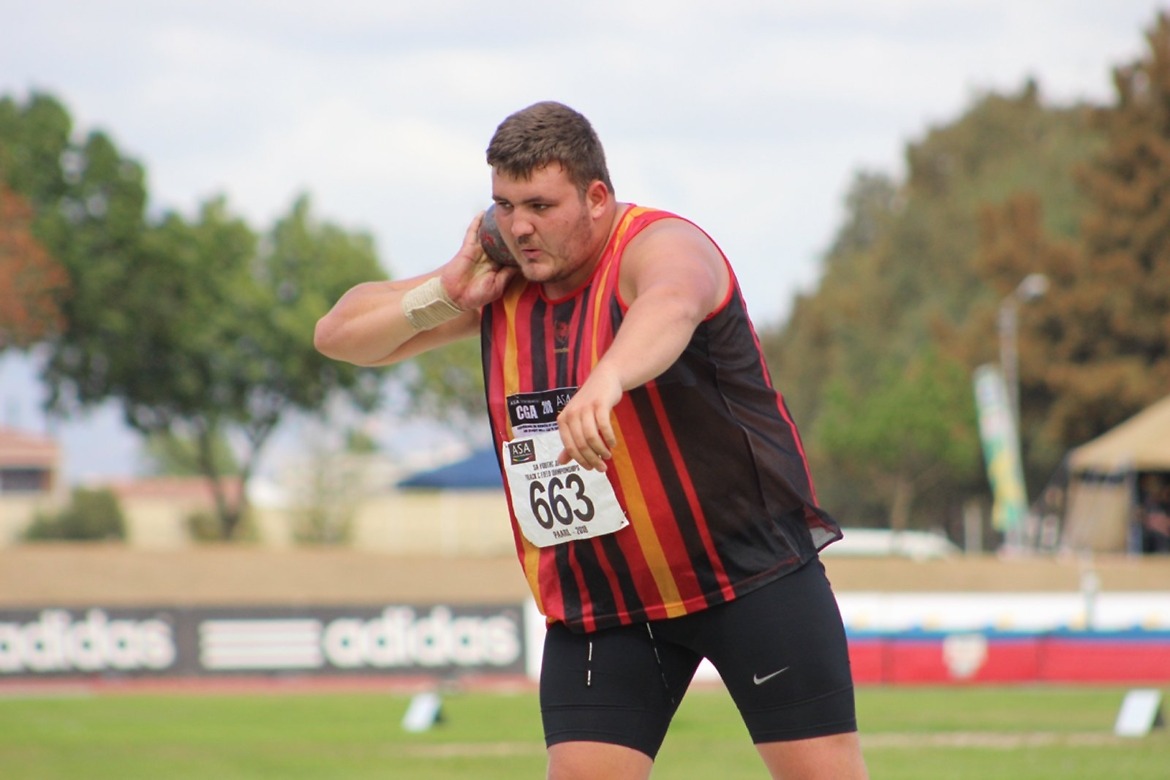 Central Gauteng Athletics Kayle Blignaut wins gold in the boys’ under-20 shot put event. Photo credit: BackTrack/ASA