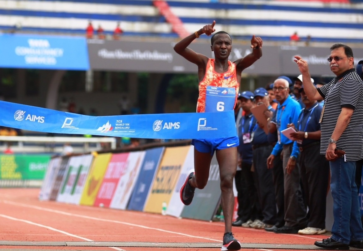 Alex Korio winning the TCS World 10K Bengaluru 2017 Photo credit: Procam International