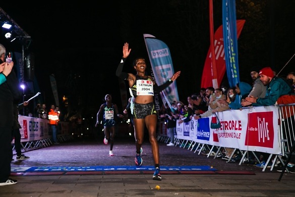 Dawit Seyaum shatters world 5km record in Lille