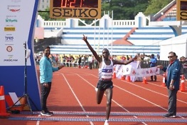 Course records for Kipkorir Kimeli and Cheptai at TCS World 10K Bengaluru 2022