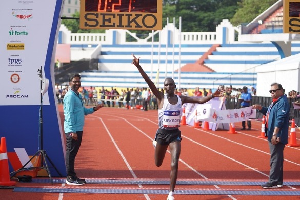 Course records for Kipkorir Kimeli and Cheptai at TCS World 10K Bengaluru 2022