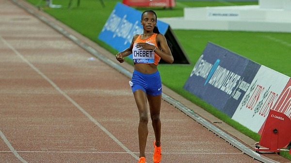 Beatrice CHEBET (KEN) wins the Women's 5000m with a time of 14:09.52 in a new Meeting Record at at Weltklasse Zurich, the Wanda Diamond League event in Zurich on 5 Sept 2024 / Photo: Diamond League AG