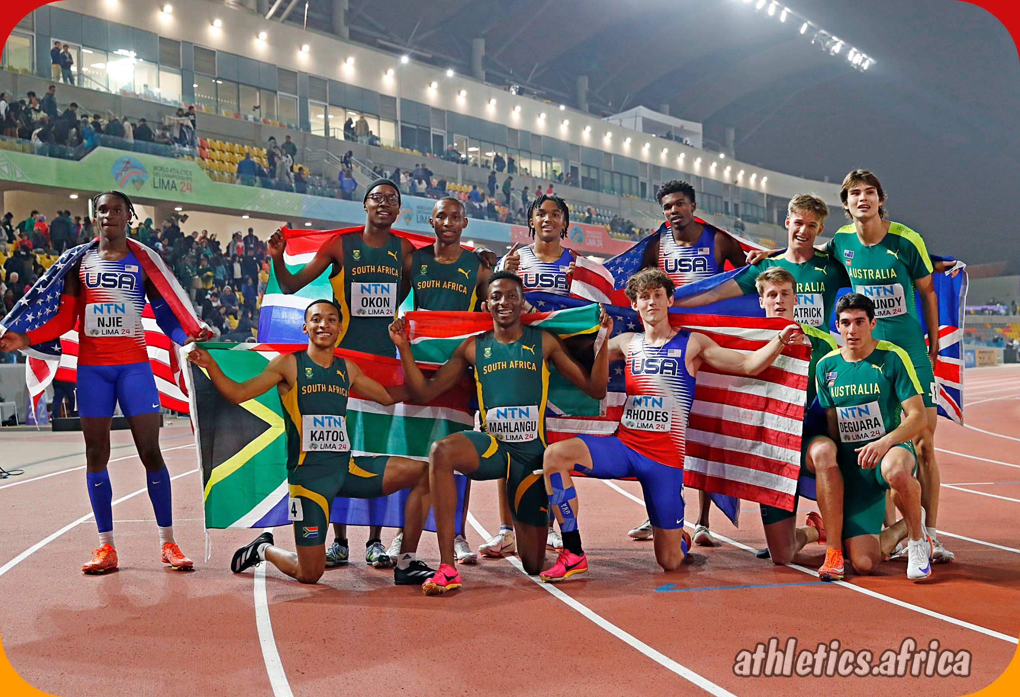 Team South Africa with other medallists after the Men's 4x400 Metres Relay final at the World Athletics U20 Championships in Lima, Peru / Photo by Oscar Muñoz Badilla for World Athletics.