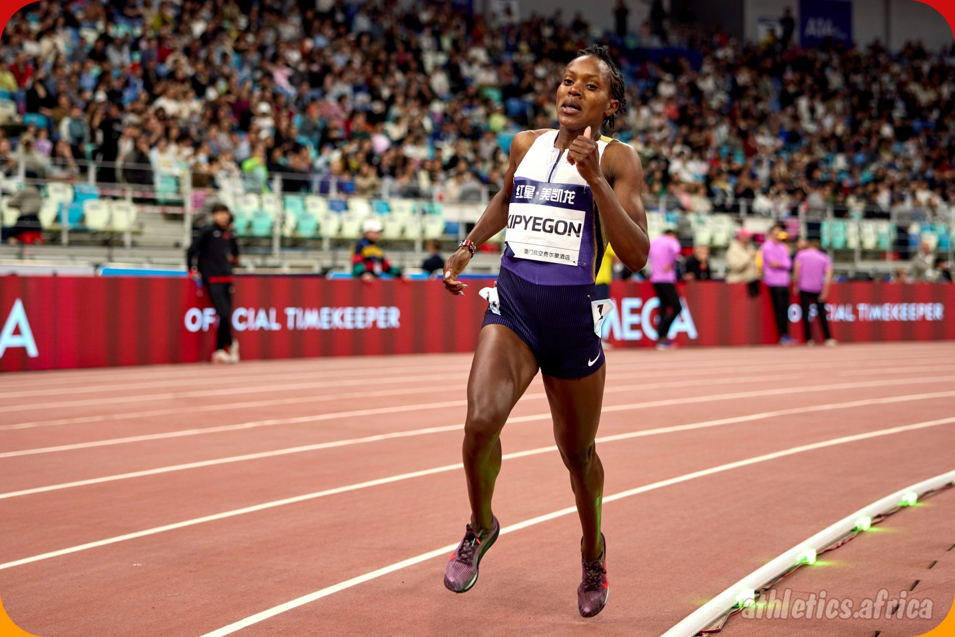 Faith Kipyegon misses out on the World Record in the women’s 1000m but got a meeting record 2:29.21 at Xiamen DL 2025 / Photo credit: Marta Gorczyska for Diamond League AG
