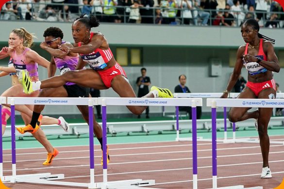 Tobi Amusan and Grace Stark in action at the 2025 Wanda Diamond League meeting in Shanghai/Keqiao / Photo credit: Liam Blackwell for Diamond League AG