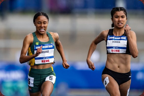 Annestaysha Lu-chandre George of South Africa and Marielle Denise Castro Venida of New Zealand compete in the Women’s 200m Round 1 at the Rhine-Ruhr 2025 FISU Games in Bochum on Wednesday 23/07/2025 | Photo credit: Kevin Voigt / Rhine-Ruhr 2025