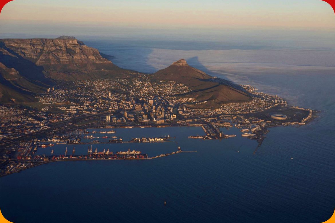 Cape Town’s iconic Table Mountain will provide a stunning location for the championships from 6-10 October 2027 | Photo credit: AFP / Getty Images