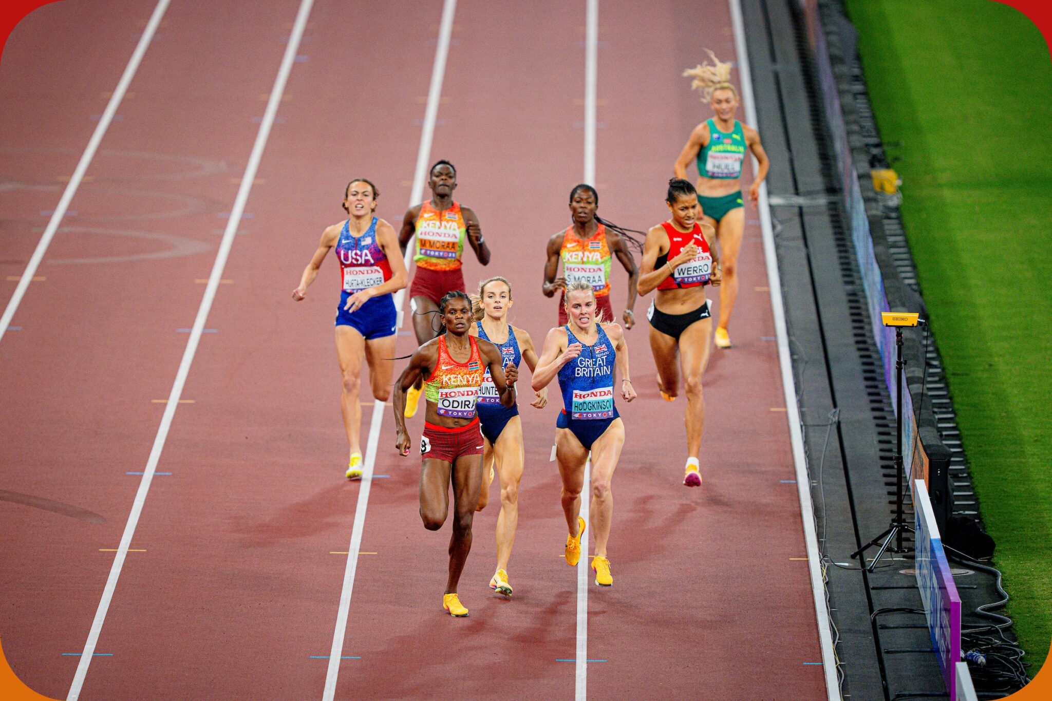 Lilian Odira wins the women's 800m at the World Athletics Championships Tokyo 25 / Diogo Cardoso for World Athletics