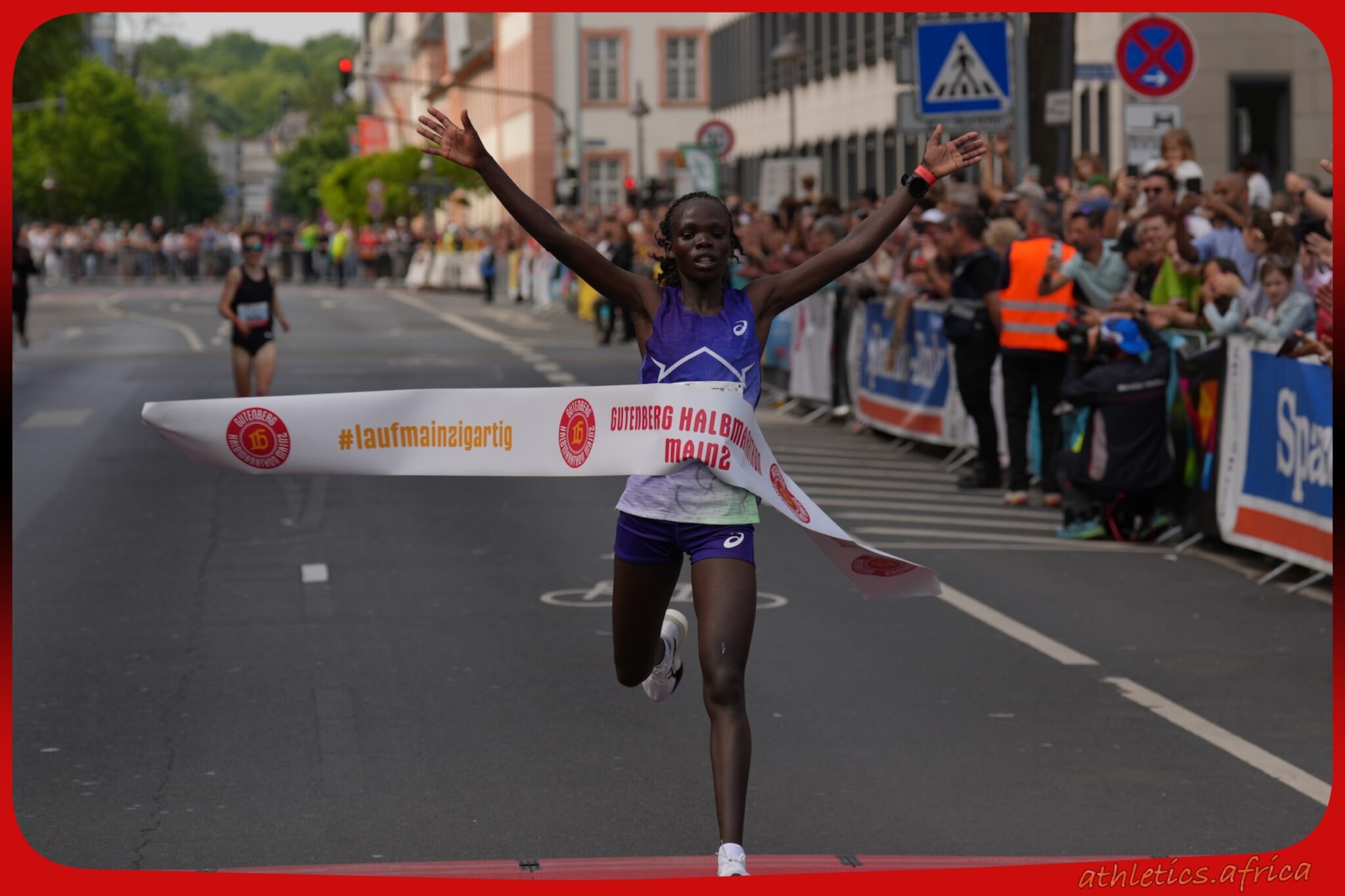 Kenya's Beatrice Cheserek winning the women's race at the 2026 Gutenberg Mainz Half Marathon / Photo credit: Gutenberg Halbmarathon Mainz / Mirja